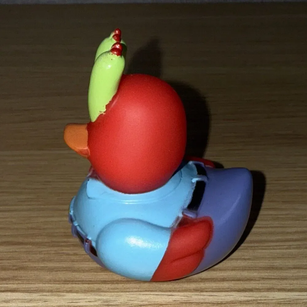 FREE SHIPPING - MR. KRABS SPONGEBOB RUBBER CRUISING DUCK 2 1/2
